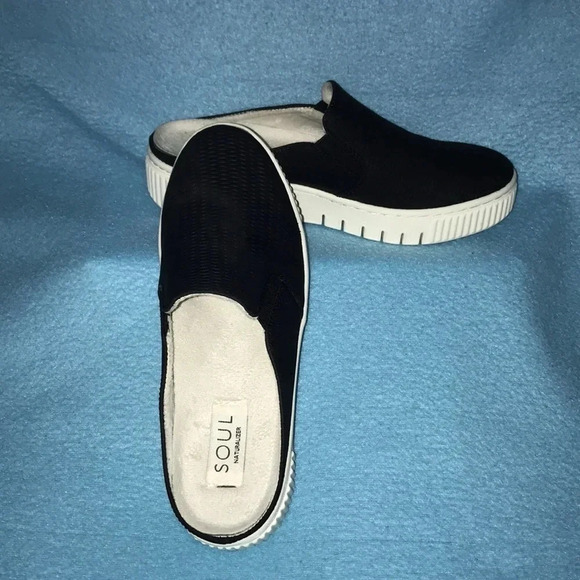 𝅺SOUL NATURALIZER TRULY slip on, faux fur man made leather flocking NEW size 6M - Picture 2 of 8